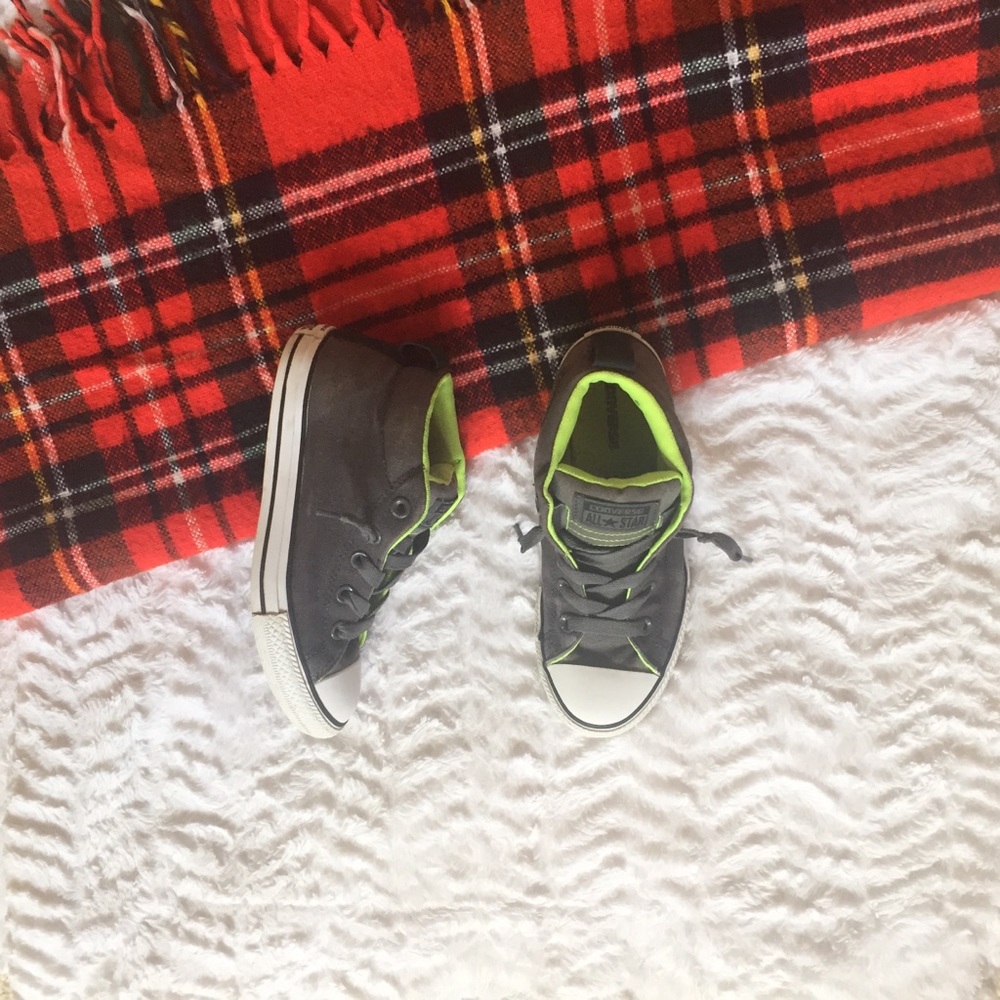 ⭐️2 for $15⭐️Converse all star kids neongreen/gray